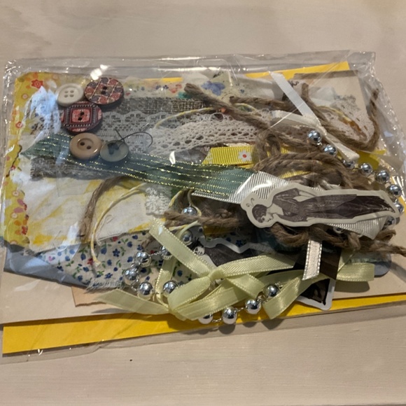 SLOW STITCHING KIT, JUNK JOURNAL, SCRAPBOOKING SUPPLIES & SNIPPET, OVER … - Picture 4 of 5